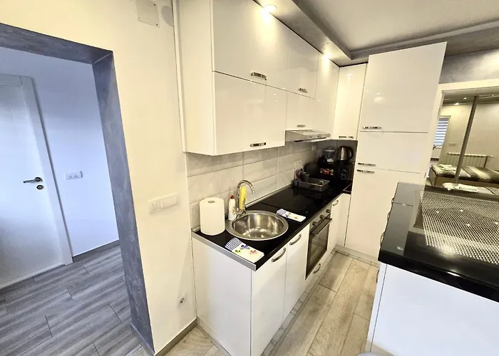 Sasa Апартаменты *